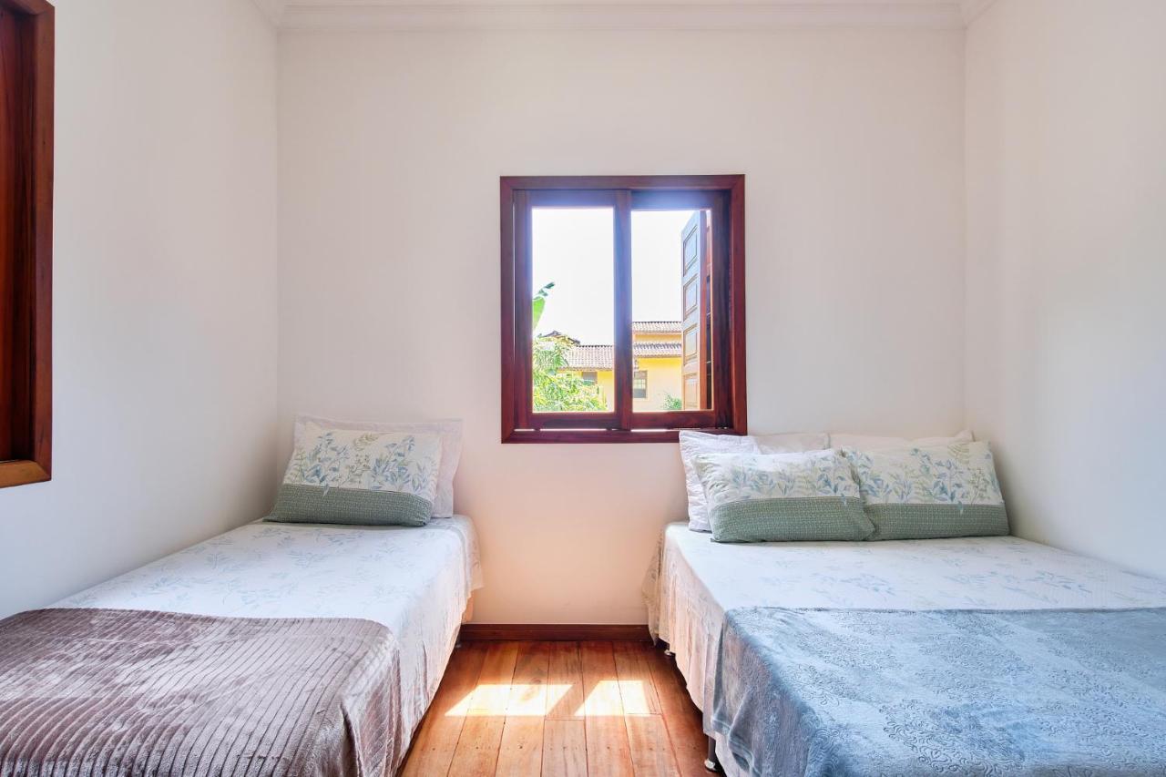 Casa Petunia Com Ar E Piscina Perto Do Centro Βίλα Παρατί Εξωτερικό φωτογραφία