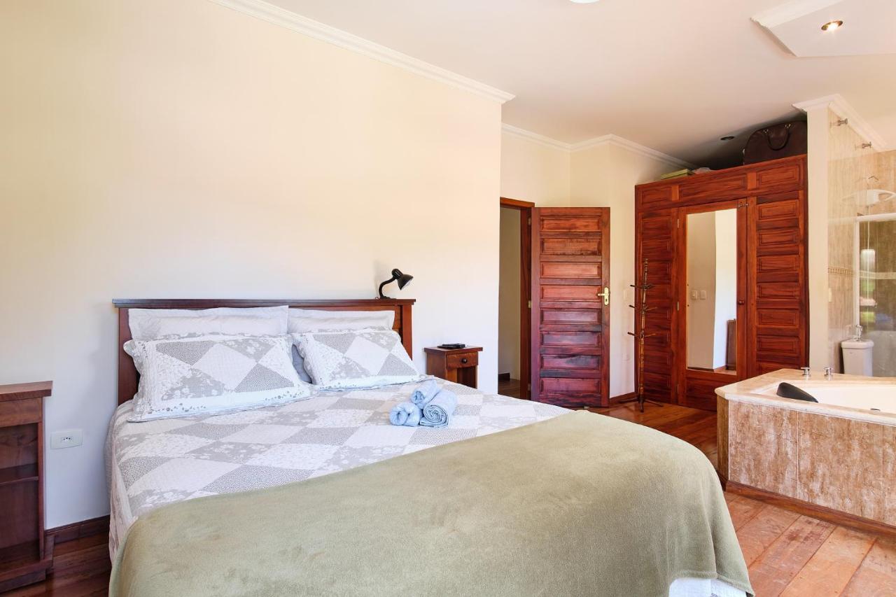 Casa Petunia Com Ar E Piscina Perto Do Centro Βίλα Παρατί Εξωτερικό φωτογραφία