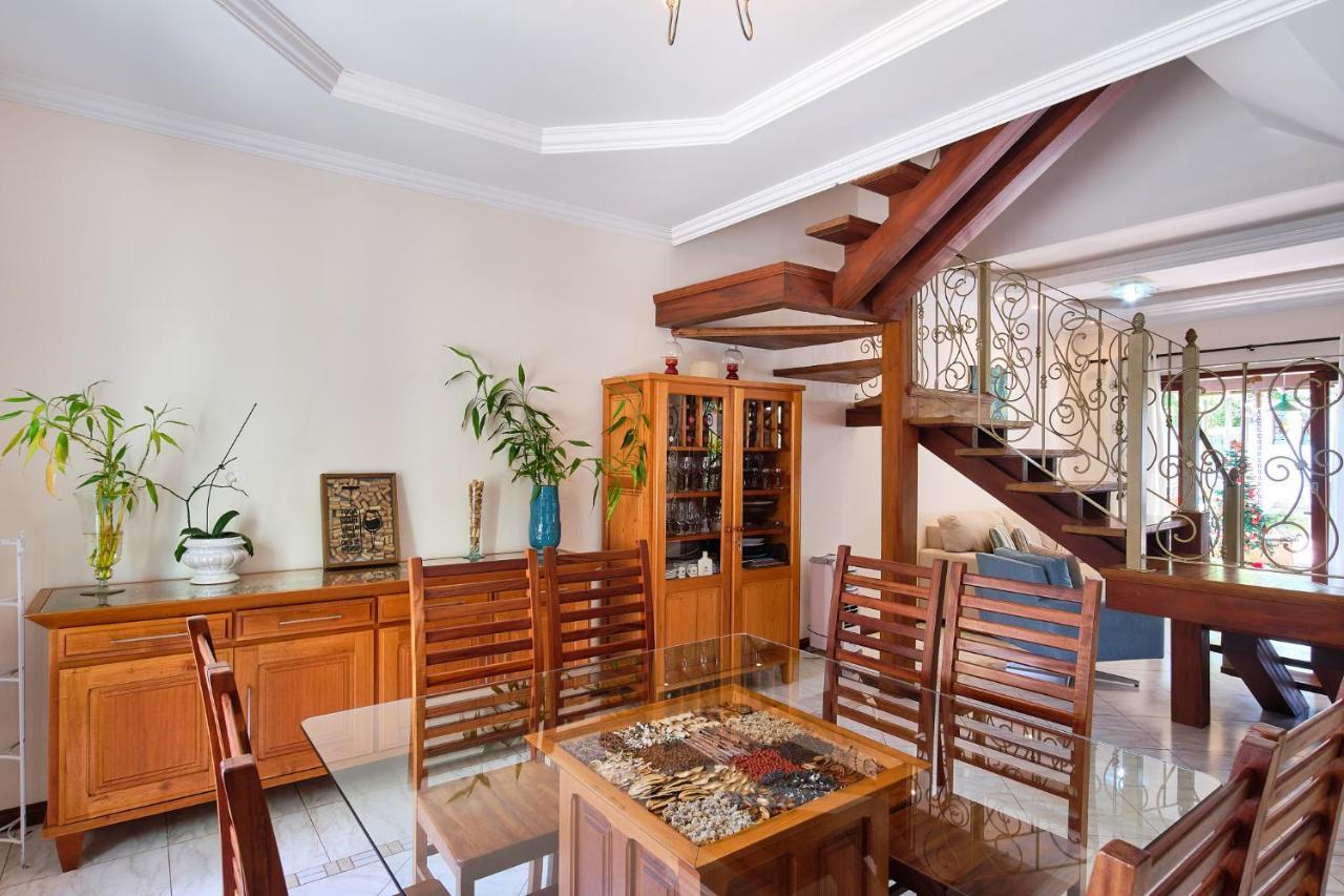 Casa Petunia Com Ar E Piscina Perto Do Centro Βίλα Παρατί Εξωτερικό φωτογραφία