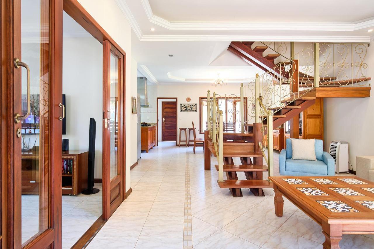 Casa Petunia Com Ar E Piscina Perto Do Centro Βίλα Παρατί Εξωτερικό φωτογραφία