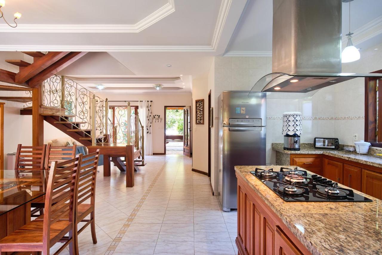 Casa Petunia Com Ar E Piscina Perto Do Centro Βίλα Παρατί Εξωτερικό φωτογραφία